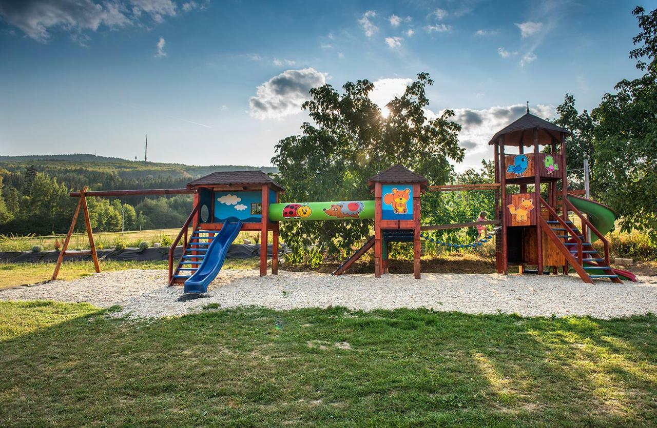 Penzion U Sevcu Hotel Holubov Luaran gambar